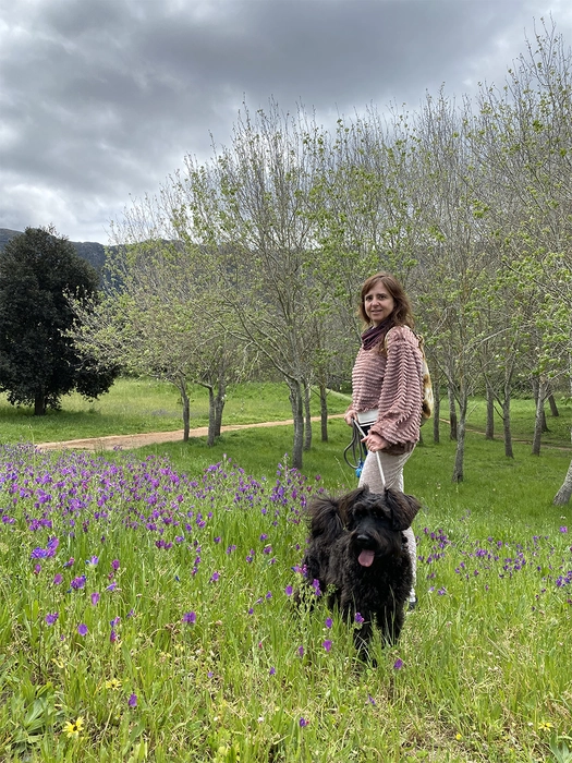 Sandy Joselyn with a dog